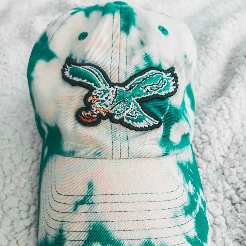 Dye Hard Fan Eagles Hat